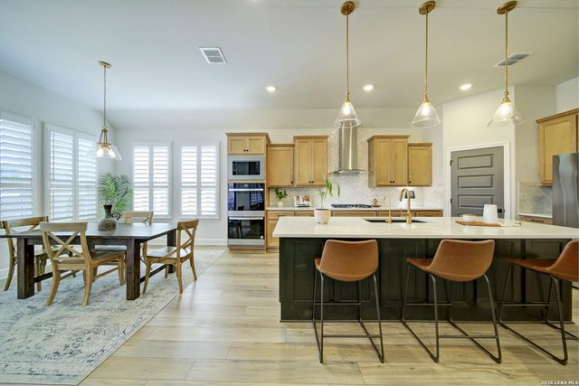 931 Gyngell, San Antonio, TX 78260