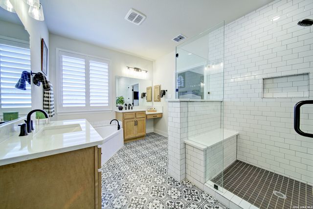 931 Gyngell, San Antonio, TX 78260