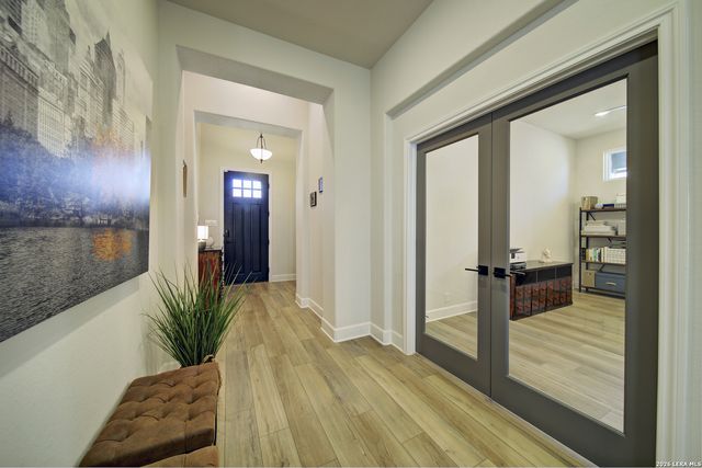 931 Gyngell, San Antonio, TX 78260