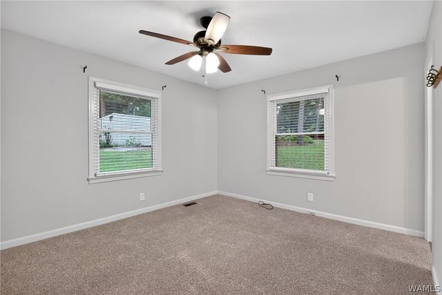 2715 Veterans Memorial, Tuscaloosa, AL 35404