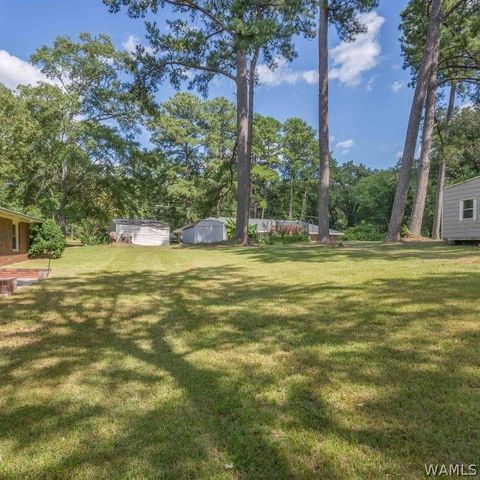 2715 Veterans Memorial, Tuscaloosa, AL 35404
