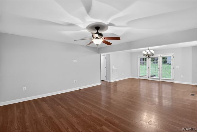 2715 Veterans Memorial, Tuscaloosa, AL 35404