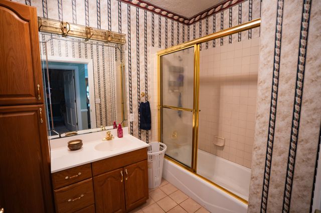 175 Sandy Cir, Springville, TN 38256