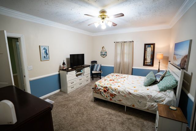 175 Sandy Cir, Springville, TN 38256