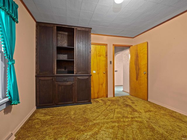 910 S Ijams Street, Garrett, IN 46738