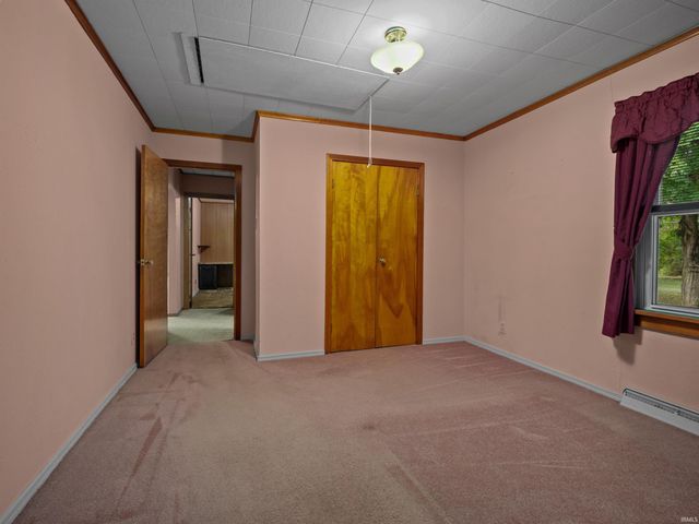 910 S Ijams Street, Garrett, IN 46738