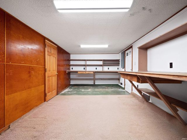 910 S Ijams Street, Garrett, IN 46738