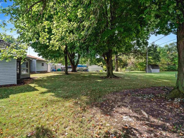 910 S Ijams Street, Garrett, IN 46738