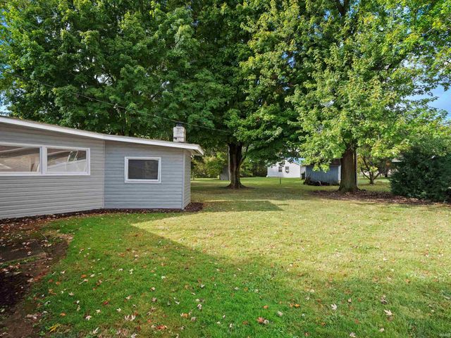 910 S Ijams Street, Garrett, IN 46738