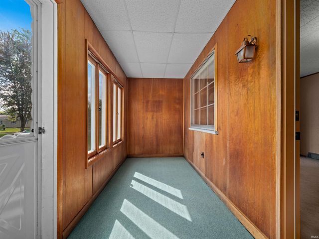 910 S Ijams Street, Garrett, IN 46738