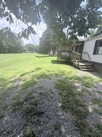 605 Gin St, Winchester, TN 37398