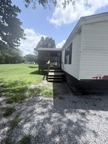 605 Gin St, Winchester, TN 37398