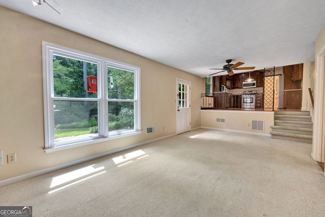 2416 Fieldstone Drive SE, Conyers, GA 30013