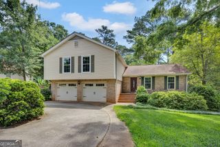 2416 Fieldstone Drive SE, Conyers, GA 30013