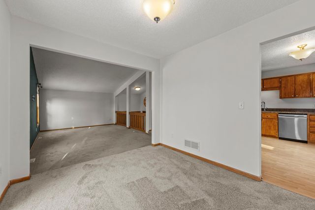 13912 Xerxes Avenue S, Burnsville, MN 55337