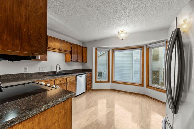 13912 Xerxes Avenue S, Burnsville, MN 55337