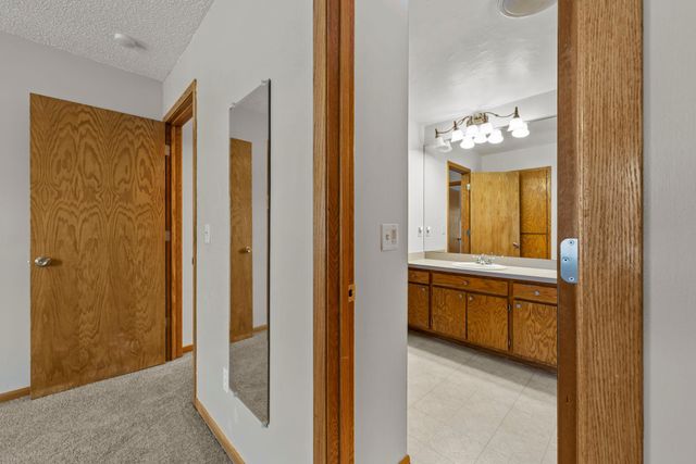 13912 Xerxes Avenue S, Burnsville, MN 55337