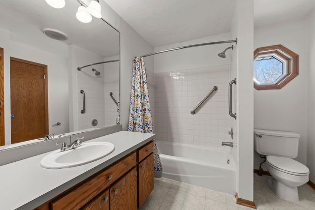 13912 Xerxes Avenue S, Burnsville, MN 55337