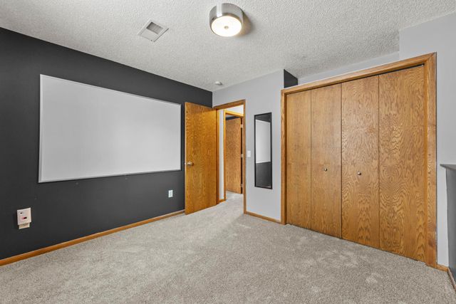 13912 Xerxes Avenue S, Burnsville, MN 55337