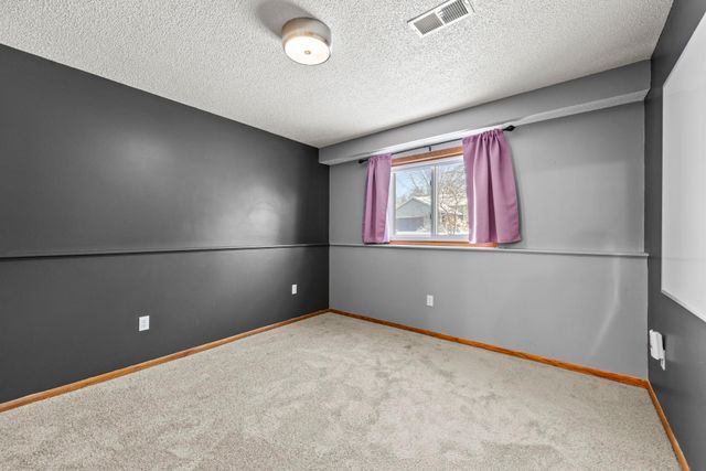 13912 Xerxes Avenue S, Burnsville, MN 55337