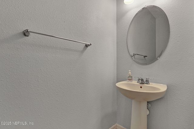 7019 BUROAK Court, Jacksonville, FL 32258