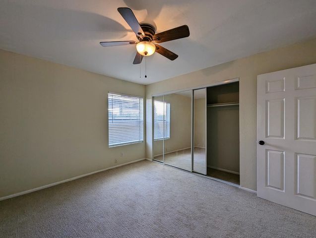 720 E Alice Avenue Unit 102, Phoenix, AZ 85020