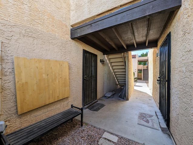 720 E Alice Avenue Unit 102, Phoenix, AZ 85020