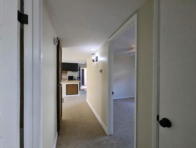 720 E Alice Avenue Unit 102, Phoenix, AZ 85020