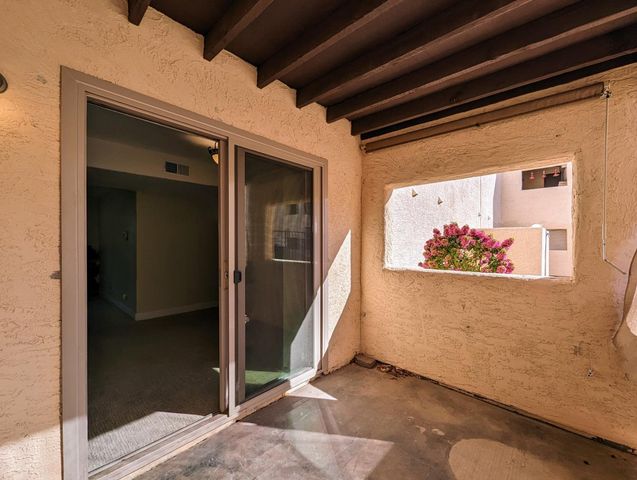 720 E Alice Avenue Unit 102, Phoenix, AZ 85020