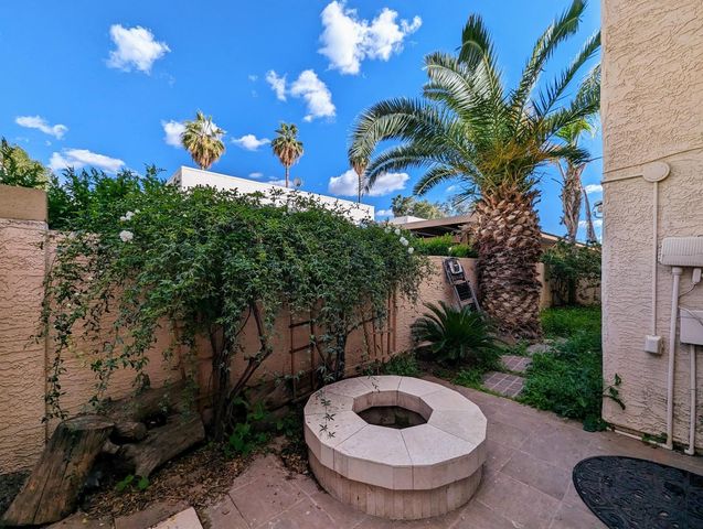 720 E Alice Avenue Unit 102, Phoenix, AZ 85020