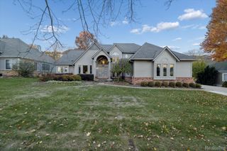 2856 Havenwood Drive, White Lake Charter Township, MI 48383