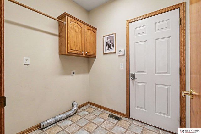 15024 Spaulding Street, Omaha, NE 68116