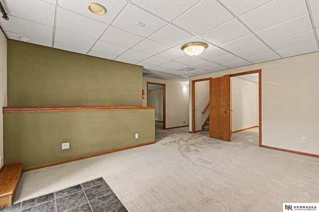 15024 Spaulding Street, Omaha, NE 68116