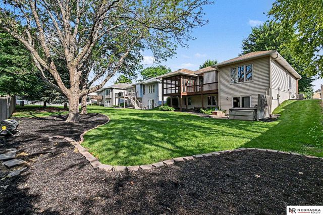 15024 Spaulding Street, Omaha, NE 68116
