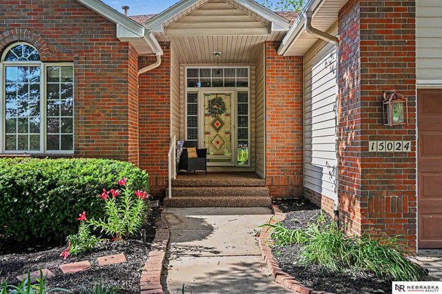 15024 Spaulding Street, Omaha, NE 68116