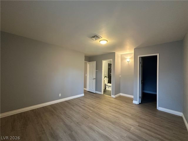 3955 Redwood Street, Las Vegas, NV 89103