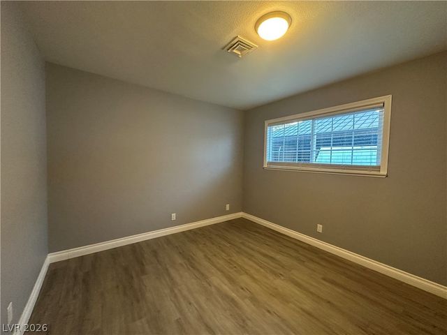 3955 Redwood Street, Las Vegas, NV 89103