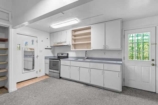 4780 Andrews Road, Medford, OR 97501