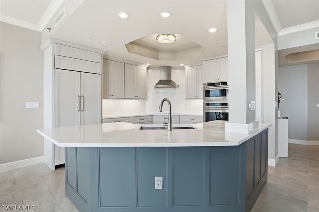 4192 BAY BEACH LN 893, Fort Myers Beach, FL 33931