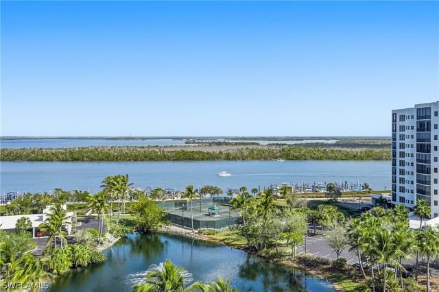 4192 BAY BEACH LN 893, Fort Myers Beach, FL 33931