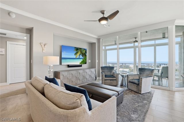 4192 BAY BEACH LN 893, Fort Myers Beach, FL 33931