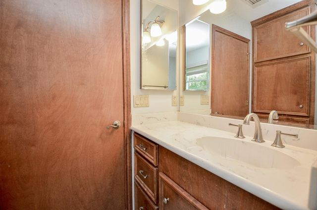 4611 Chantilly Circle, Houston, TX 77018
