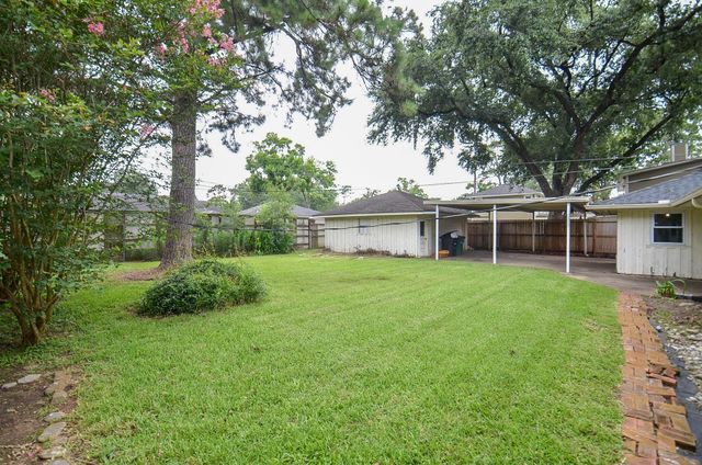 4611 Chantilly Circle, Houston, TX 77018