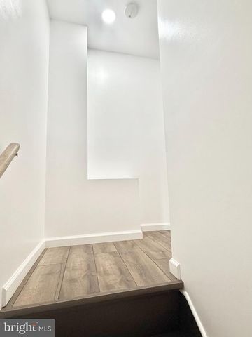 6 TIBURON CT, Annapolis, MD 21403