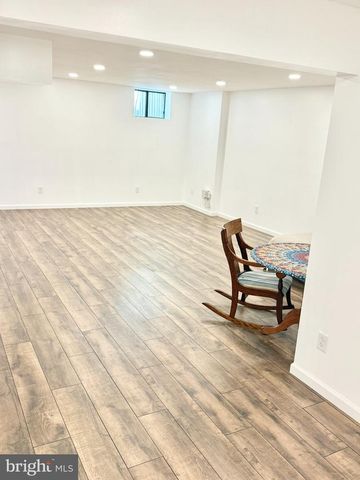 6 TIBURON CT, Annapolis, MD 21403