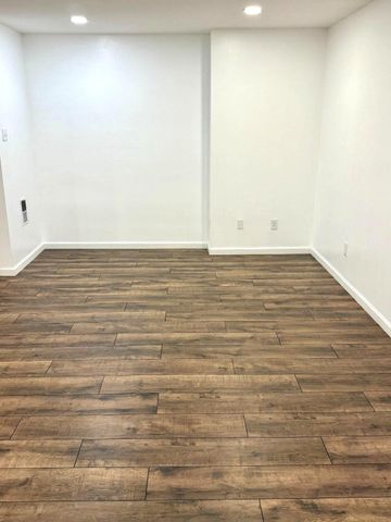 6 TIBURON CT, Annapolis, MD 21403