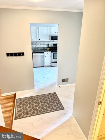 6 TIBURON CT, Annapolis, MD 21403