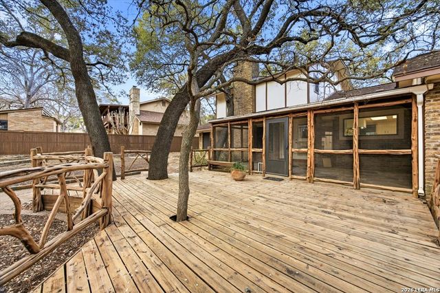 15807 Wilderness Pkwy, San Antonio, TX 78232