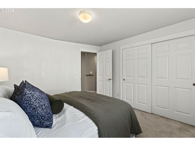17937 Nw ANASTASIA Dr, Portland, OR 97229