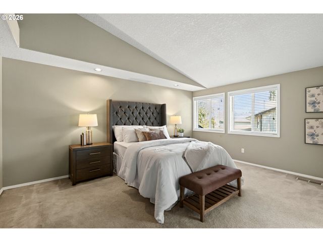 17937 Nw ANASTASIA Dr, Portland, OR 97229
